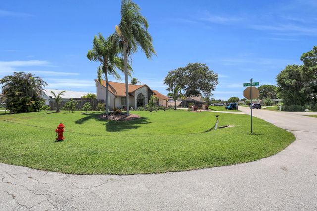 2698 SE Calusa Avenue, Port St. Lucie, Port St Lucie, FL 34952