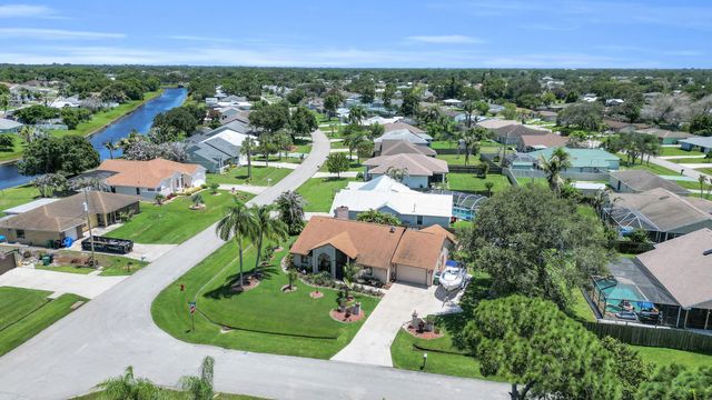 2698 SE Calusa Avenue, Port St. Lucie, Port St Lucie, FL 34952