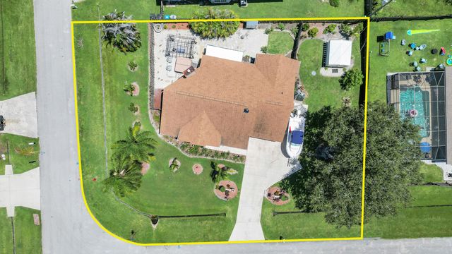 2698 SE Calusa Avenue, Port St. Lucie, Port St Lucie, FL 34952