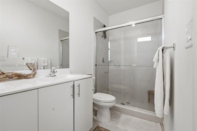 23101 SW 99th Avenue, Cutler Bay, FL 33190
