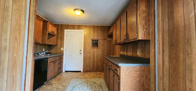 512 Whittington, Leesville, LA 71446