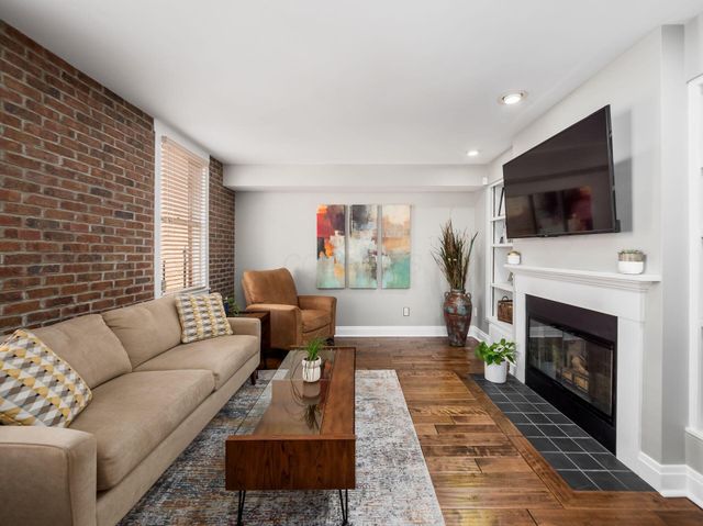 158 Nursery Lane, Columbus, OH 43206