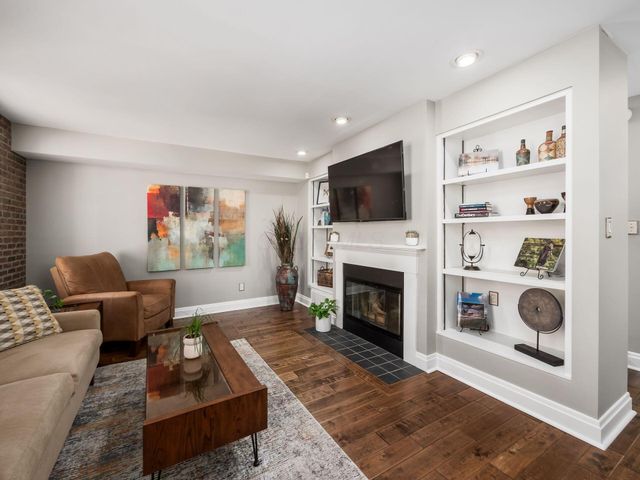 158 Nursery Lane, Columbus, OH 43206