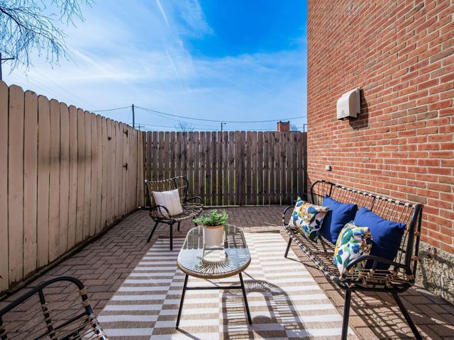 158 Nursery Lane, Columbus, OH 43206