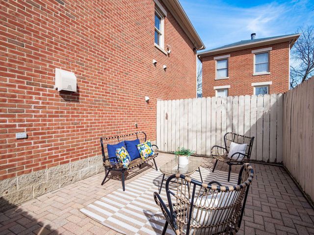 158 Nursery Lane, Columbus, OH 43206