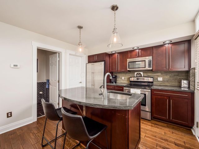 158 Nursery Lane, Columbus, OH 43206