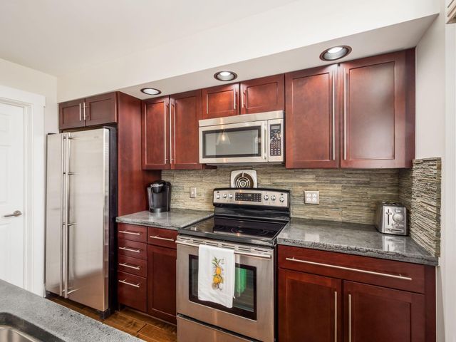 158 Nursery Lane, Columbus, OH 43206