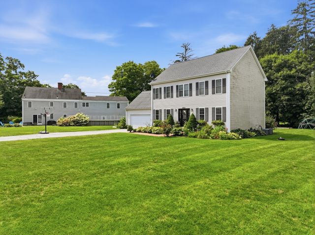 8 Erika Way, Attleboro, MA 02703