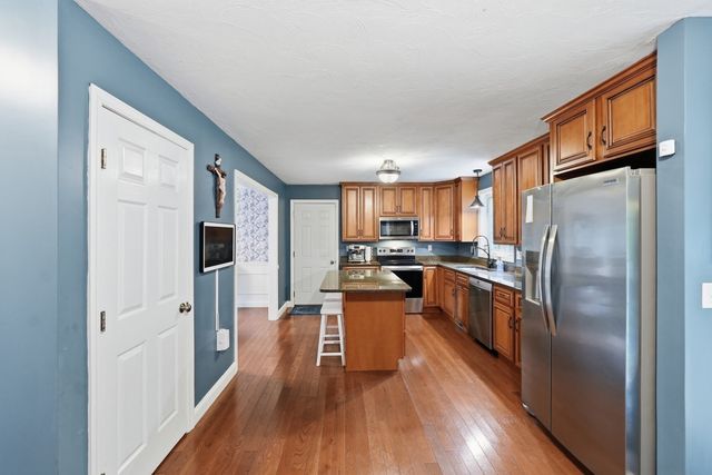 8 Erika Way, Attleboro, MA 02703