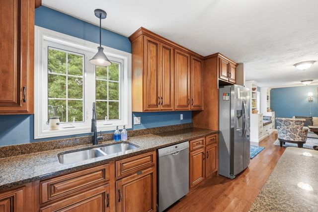 8 Erika Way, Attleboro, MA 02703