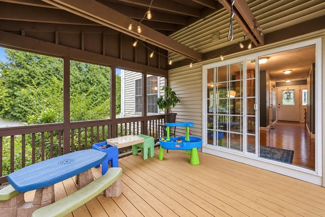 8 Erika Way, Attleboro, MA 02703