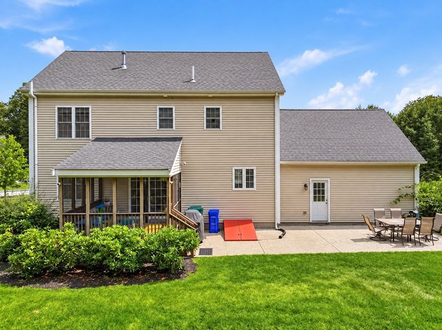 8 Erika Way, Attleboro, MA 02703