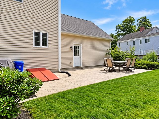 8 Erika Way, Attleboro, MA 02703