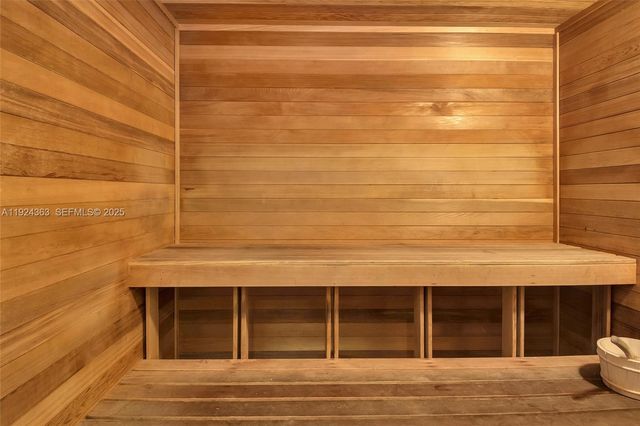 3232 SW 22nd st 905, Miami, FL 33145