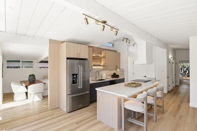 4134 Wilkie Way, Palo Alto, CA 94306