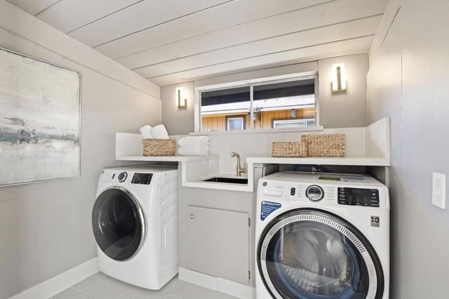 4134 Wilkie Way, Palo Alto, CA 94306