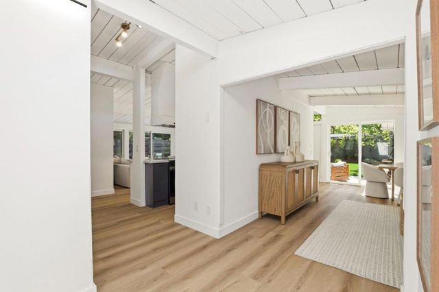 4134 Wilkie Way, Palo Alto, CA 94306