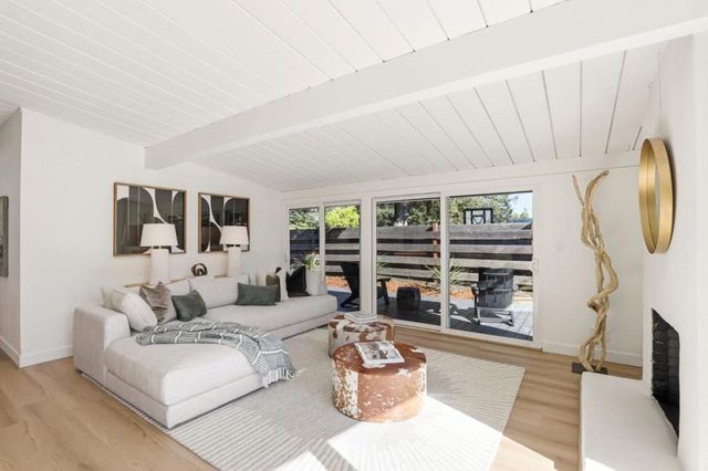 4134 Wilkie Way, Palo Alto, CA 94306