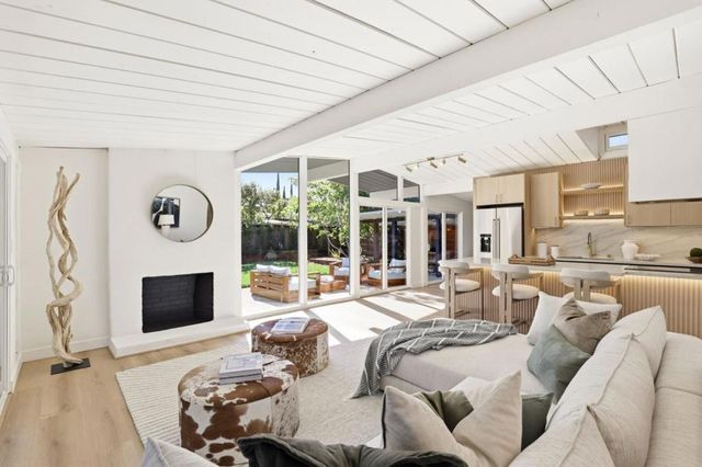 4134 Wilkie Way, Palo Alto, CA 94306