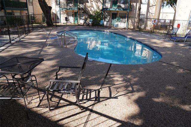 1624 Aquarena Springs DR D 132, San Marcos, TX 78666