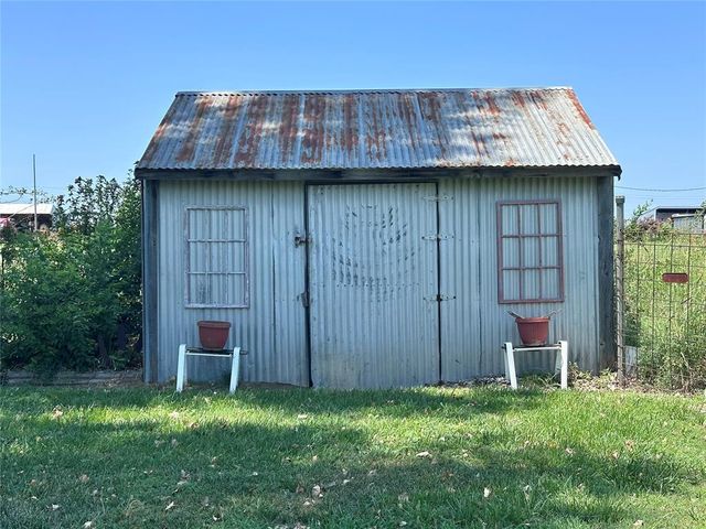 18306 Gaddy Road, Shawnee, OK 74801