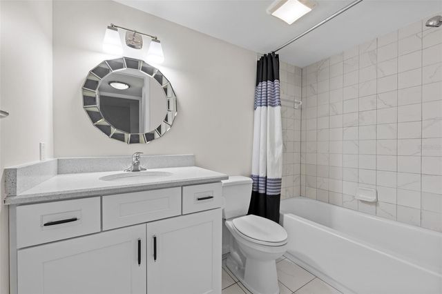 4750 BRITTANY DRIVE S 26, St Petersburg, FL 33715