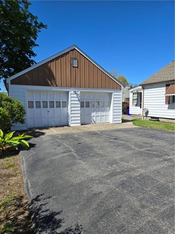 60 Charlotte Street, North Providence, RI 02904