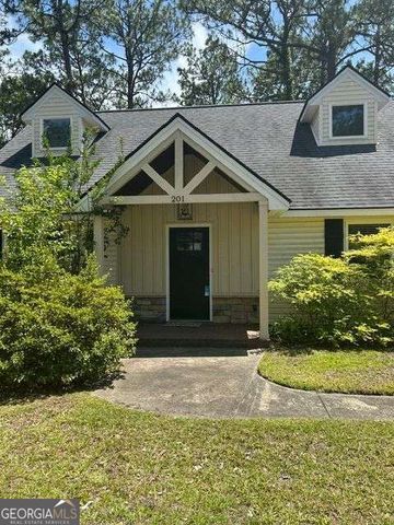 201 Cherokee Trail, Hinesville, GA 31313