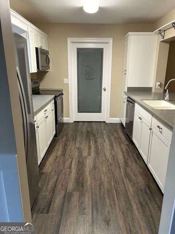 201 Cherokee Trail, Hinesville, GA 31313