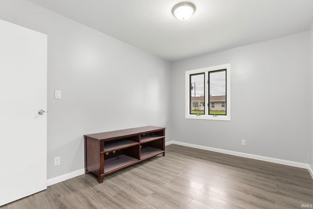 6015 Landsdowne Drive, Fort Wayne, IN 46816