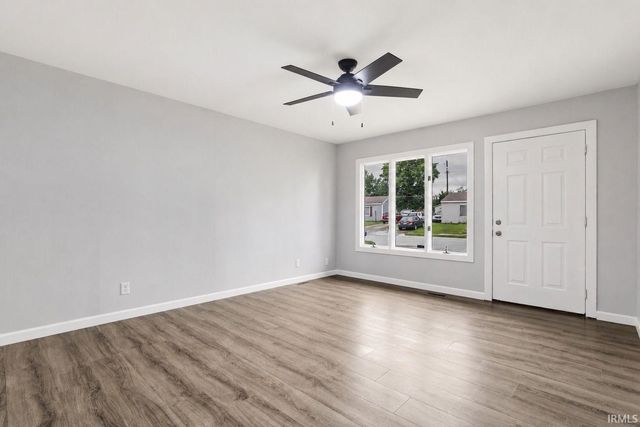 6015 Landsdowne Drive, Fort Wayne, IN 46816