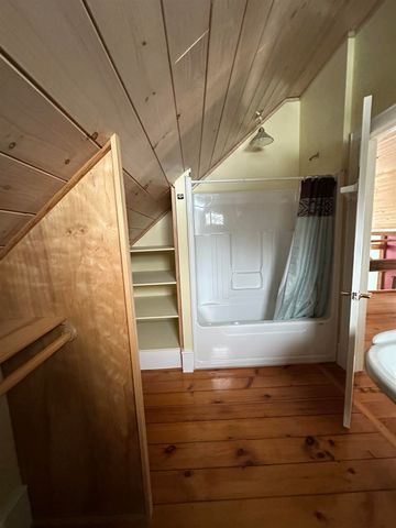 2112 Middle Road, Salisbury, VT 05769