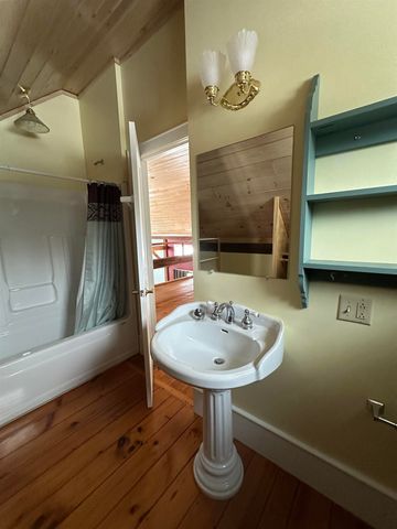 2112 Middle Road, Salisbury, VT 05769