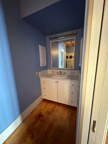 2112 Middle Road, Salisbury, VT 05769