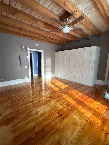 2112 Middle Road, Salisbury, VT 05769