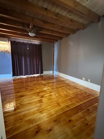 2112 Middle Road, Salisbury, VT 05769