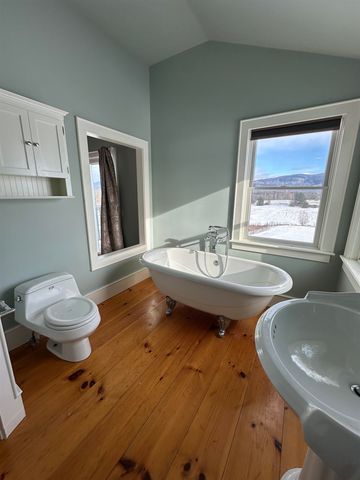 2112 Middle Road, Salisbury, VT 05769