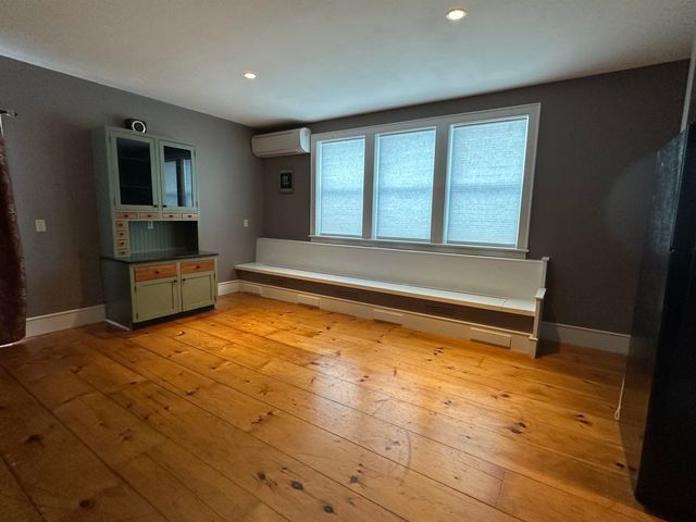 2112 Middle Road, Salisbury, VT 05769