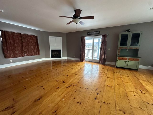 2112 Middle Road, Salisbury, VT 05769