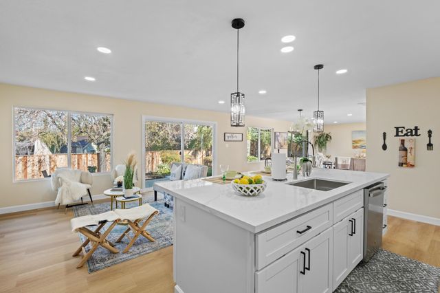 701 Olive Ave, Fremont, CA 94539