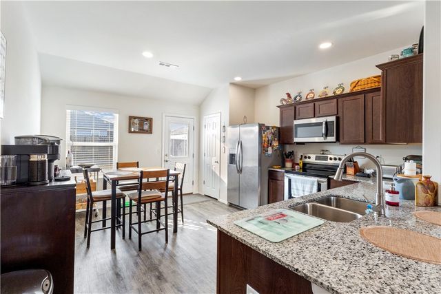 2709 Bauer Street, Pea Ridge, AR 72751