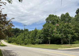 120 Morewood RD, Hardy, VA 24101