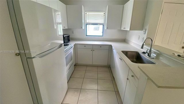 4071 NW 87th Ave 0, Sunrise, FL 33351