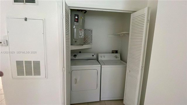 4071 NW 87th Ave 0, Sunrise, FL 33351