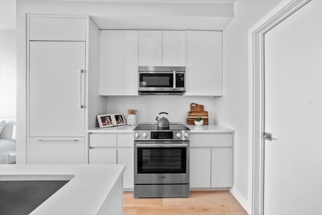 191 Washington St 617, Boston, MA 02135