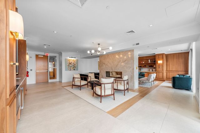 191 Washington St 617, Boston, MA 02135