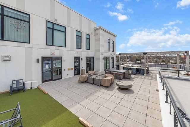 191 Washington St 617, Boston, MA 02135