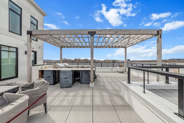 191 Washington St 617, Boston, MA 02135