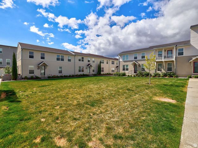 5287 W BOWSTRING WAY, South Jordan, UT 84009