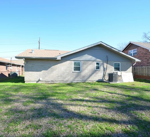 241 Bergeron St, Houma, LA 70364